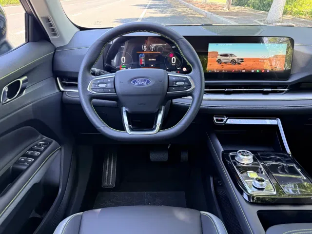 Ford Lingrui — Фото автомобиля 10