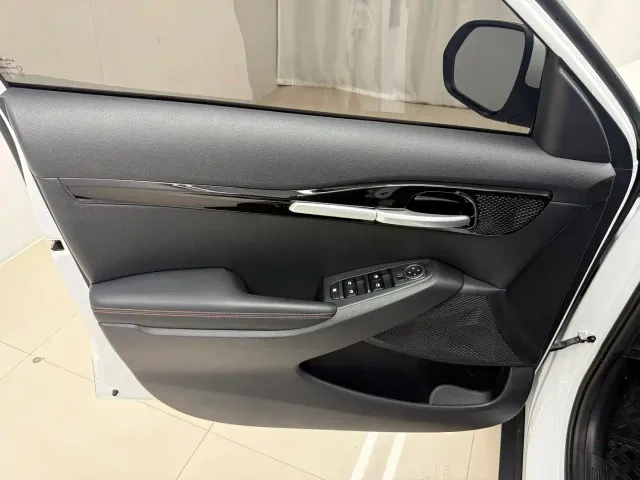 Kia Seltos — Фото автомобиля 12