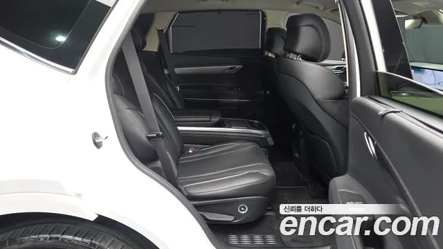 Genesis GV80 — Фото автомобиля 17