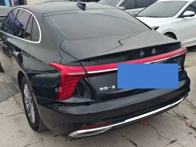 Hongqi H5 — Фото автомобиля 8