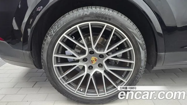 Porsche Cayenne PO536 — Фото автомобиля 5