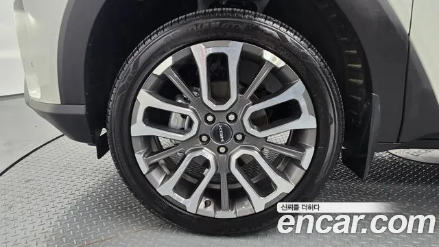 KG_Mobility_Ssangyong Torres Новый Torres Бензин 1.5 4WD — Фото автомобиля 5