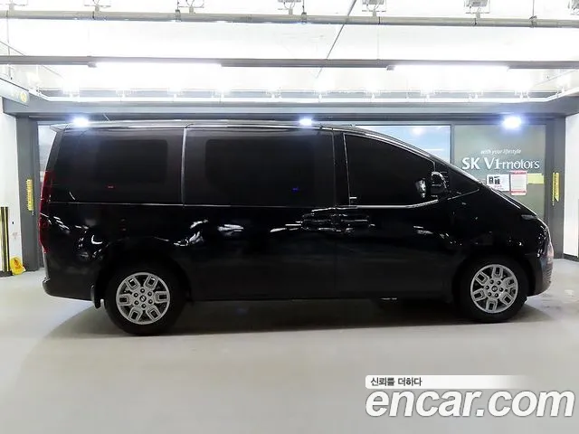 Hyundai Staria — Фото автомобиля 3
