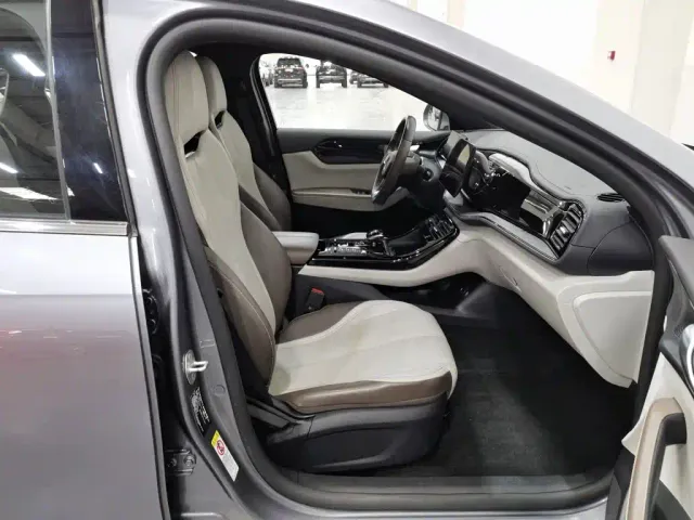 BYD Qin PLUS — Фото автомобиля 23