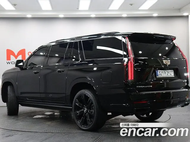 Cadillac Escalade Escalade 5 поколение — Фото автомобиля 3