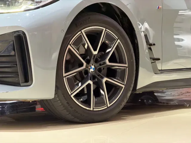 BMW 4 Series — Фото автомобиля 17