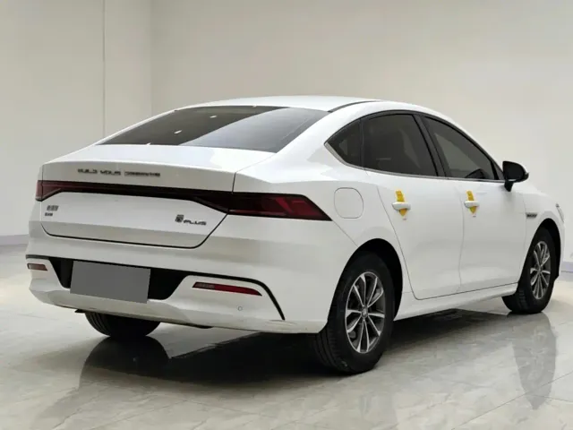 BYD Qin PLUS — Фото автомобиля 5