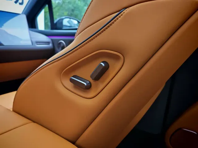 Li Auto i6 — Фото автомобиля 20