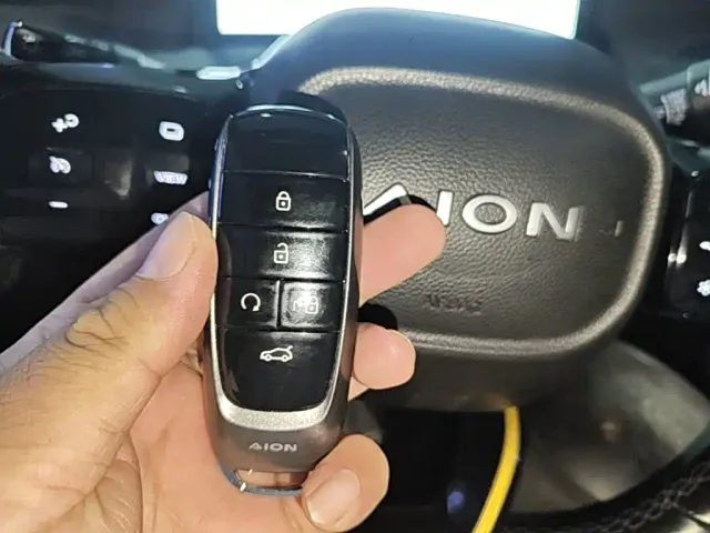 Aion AION Y 2021 70 Smart Leadership Vitality Edition — Фото автомобиля 8