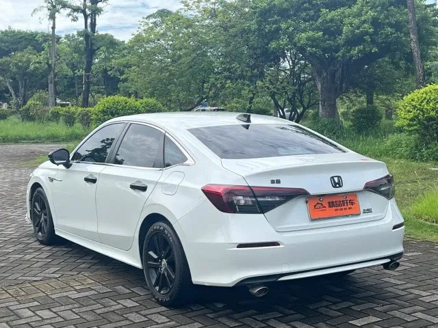 Honda Civic — Фото автомобиля 15