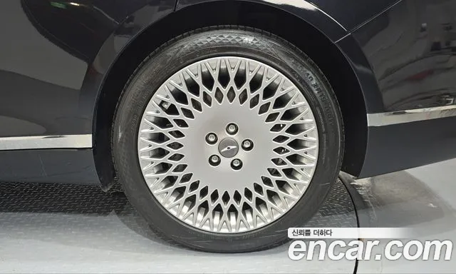 Genesis G80 RG3 — Фото автомобиля 6