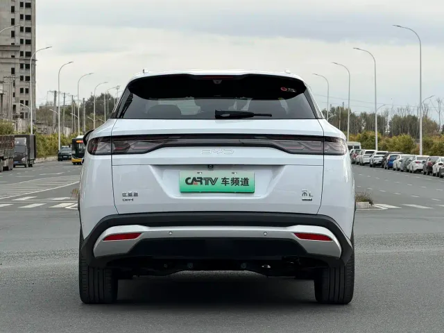 BYD Song L DM-i — Фото автомобиля 5