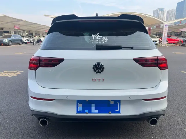 Volkswagen Golf GTI — Фото автомобиля 12