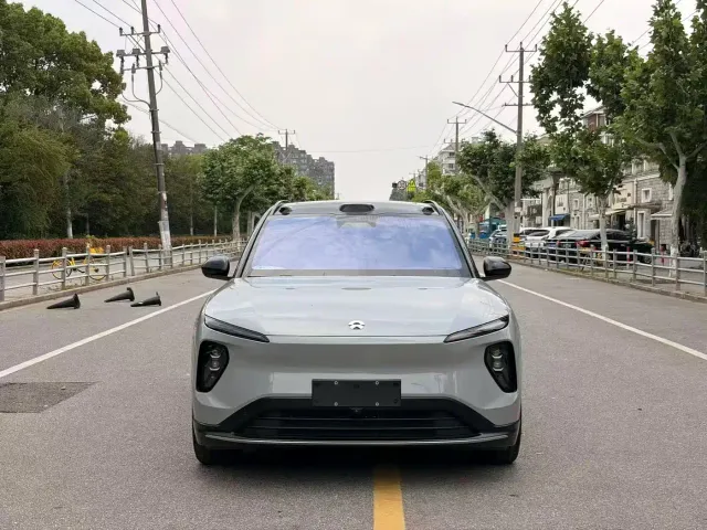 Nio ES6 — Фото автомобиля 2
