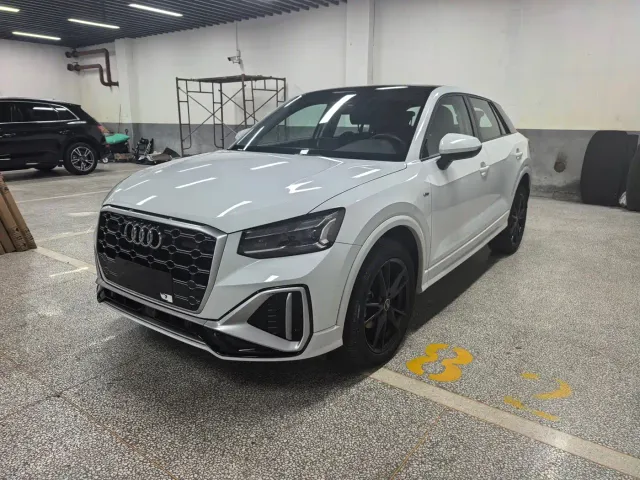 Фотография автомобиля — Audi Q2L
