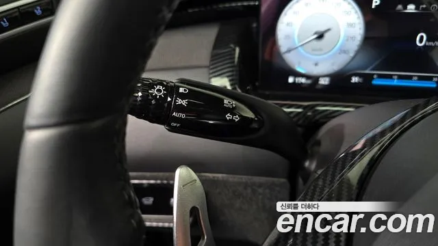 Hyundai Tucson Tucson (NX4) Бензин 1.6 турбо 2WD — Фото автомобиля 8
