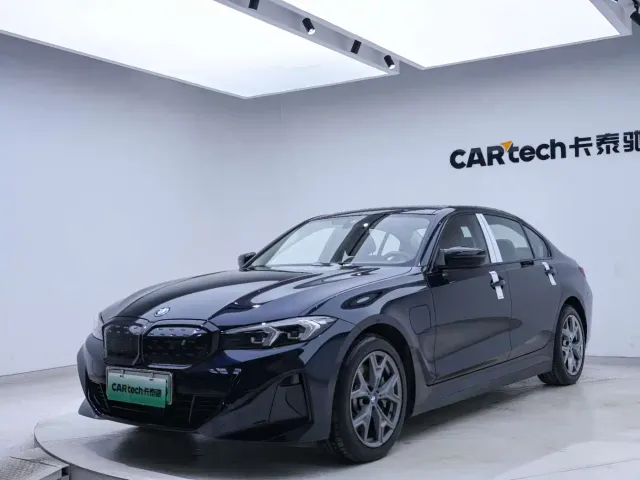 BMW i3 — Фото автомобиля 6
