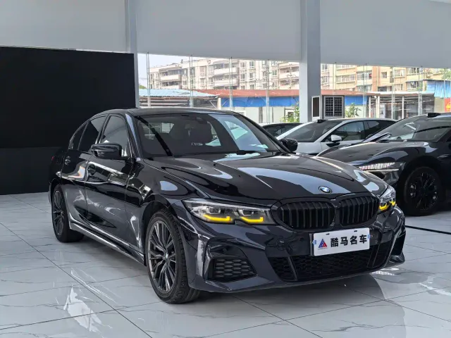 BMW 3 Series — Фото автомобиля 3