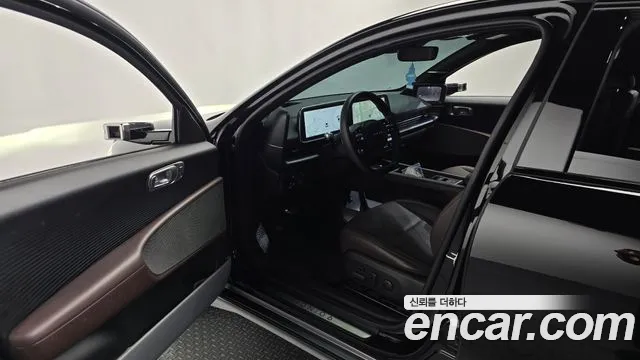 Hyundai Ioniq 6 — Фото автомобиля 10