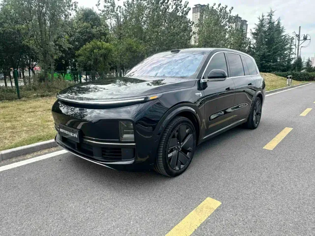 Фотография автомобиля — Li Auto L9