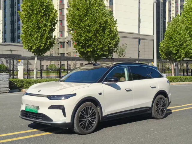 Фотография автомобиля — Leapmotor C11