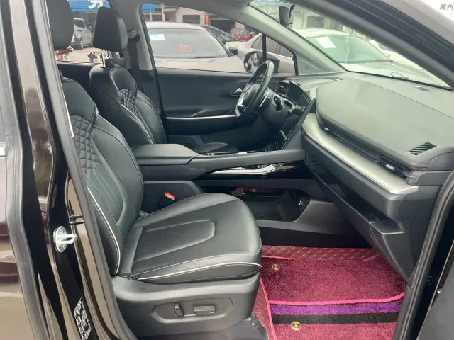 Hyundai Custo — Фото автомобиля 8