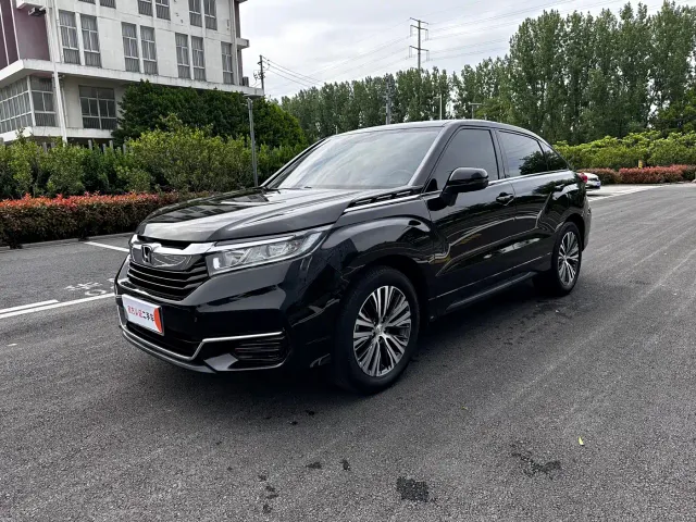 Honda Avancier — Фото автомобиля 3