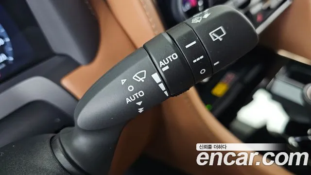 Toyota Alphard — Фото автомобиля 27