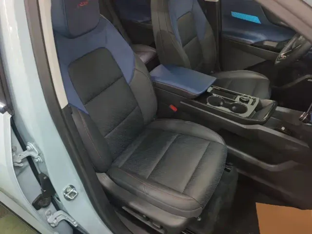Chevrolet Equinox Plus — Фото автомобиля 24