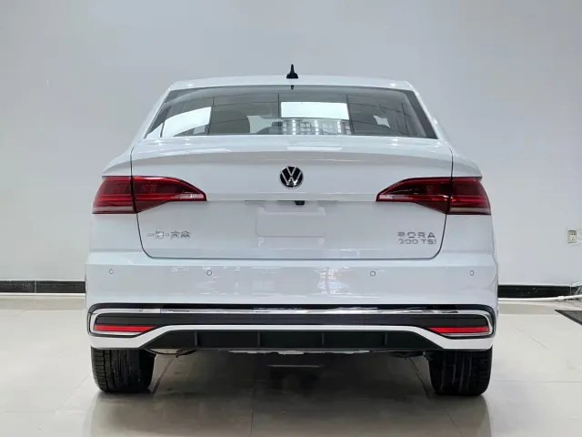 Volkswagen Bora — Фото автомобиля 5