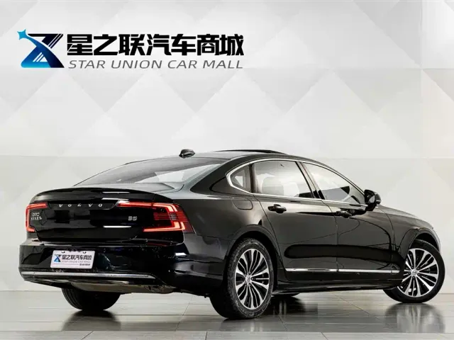 Volvo S90 — Фото автомобиля 6