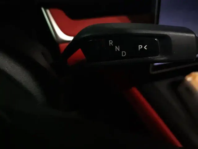Xiaomi SU7 — Фото автомобиля 15
