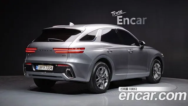 Genesis GV70 2.5T Бензин AWD — Фото автомобиля 2