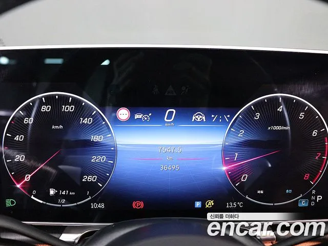 Mercedes-Benz S-Class — Фото автомобиля 16