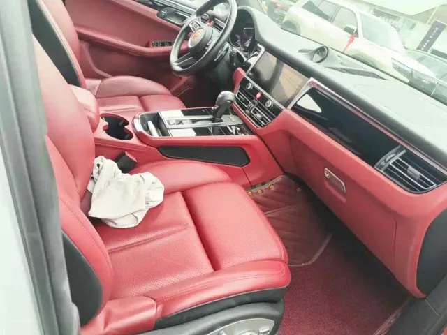Porsche Macan — Фото автомобиля 13