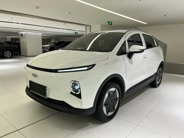 Фотография автомобиля — Geely Geometry E Firefly