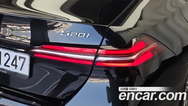 BMW 5 Series G60 — Фото автомобиля 8