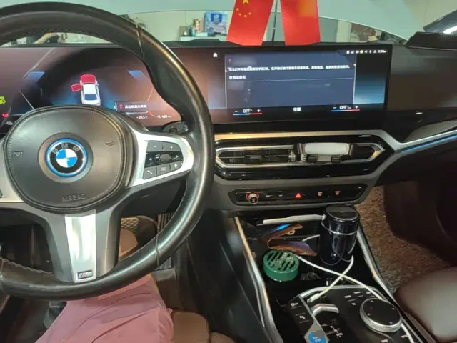 BMW i3 — Фото автомобиля 9