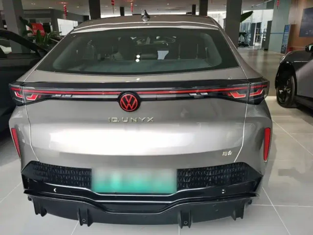 Volkswagen ID. Unyx 06 — Фото автомобиля 5