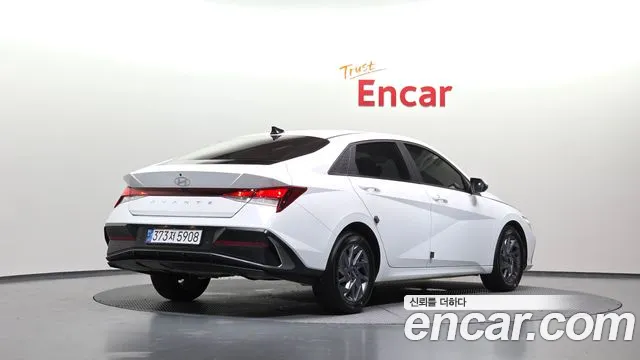Hyundai AVANTE Новый Avante (CN7) — Фото автомобиля 2