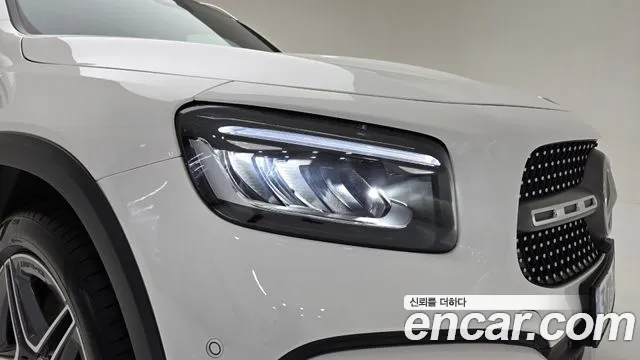 Mercedes-Benz GLB-Class — Фото автомобиля 20