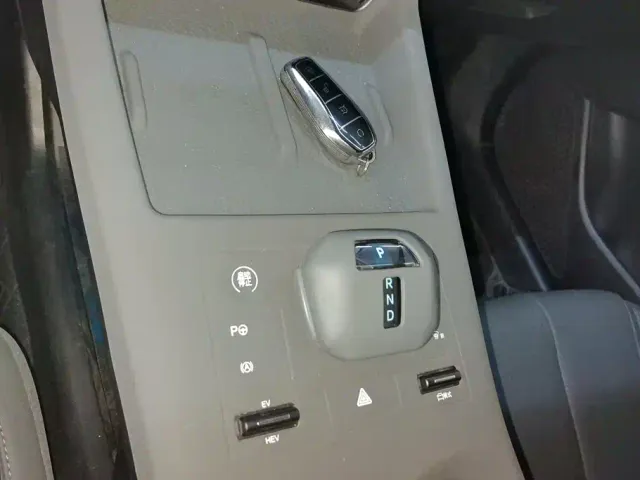 BYD Qin PLUS — Фото автомобиля 16
