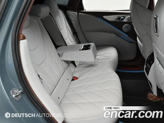 BMW XM G09 — Фото автомобиля 12