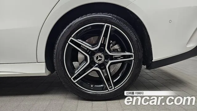 Mercedes-Benz CLA-Class — Фото автомобиля 21