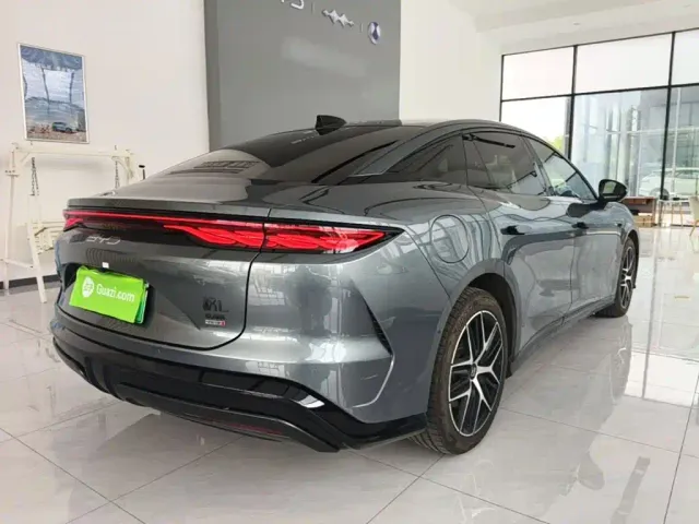 BYD Han L — Фото автомобиля 6