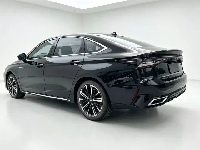 Chery Arrizo 8 — Фото автомобиля 9