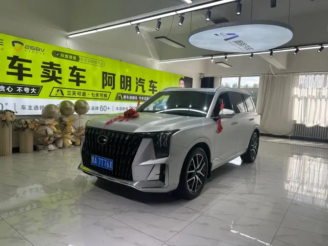 Фотография автомобиля — GAC Trumpchi GS8