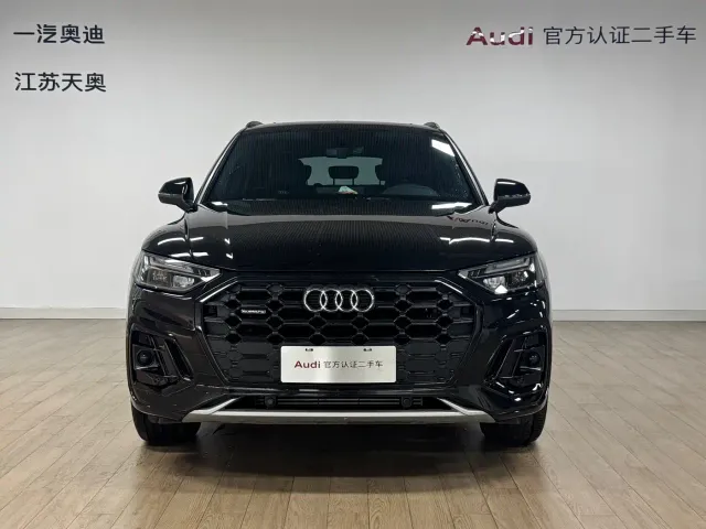 Audi Q5L — Фото автомобиля 2
