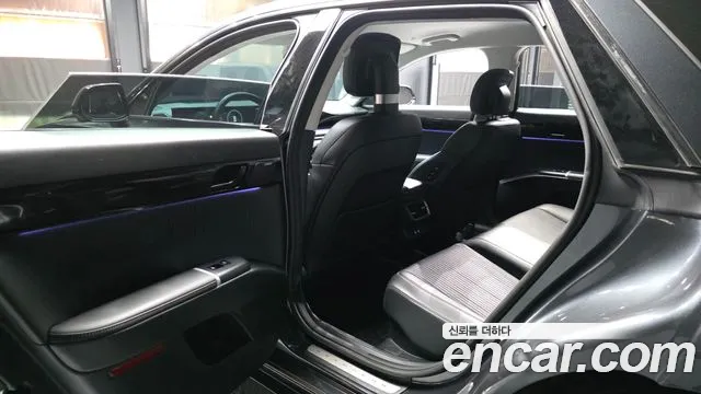 Hyundai Grandeur GN7 — Фото автомобиля 16