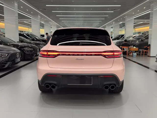 Porsche Macan — Фото автомобиля 22